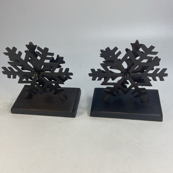 Christmas Metal Snowflake Christmas Stocking Holder Shelf Mantle 6.5 in Pair - Picture 4 of 10